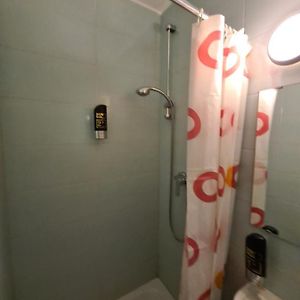 Budget Kamer met Twee Aparte Bedden